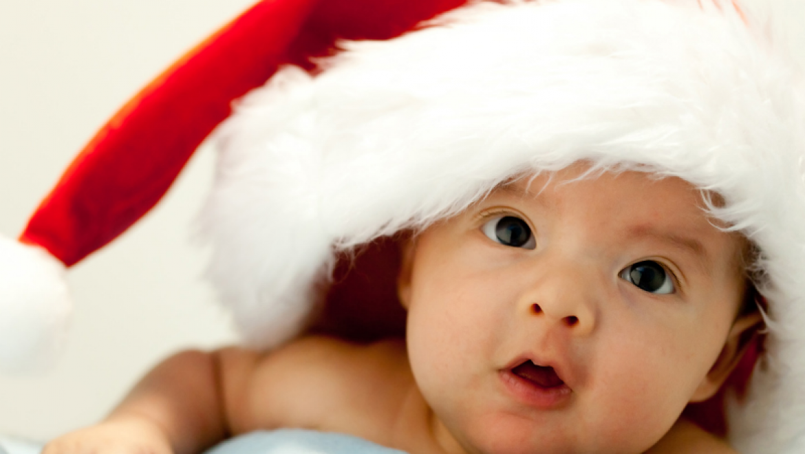 9 Best Toys for Baby’s First Christmas (from 0-6 Months)