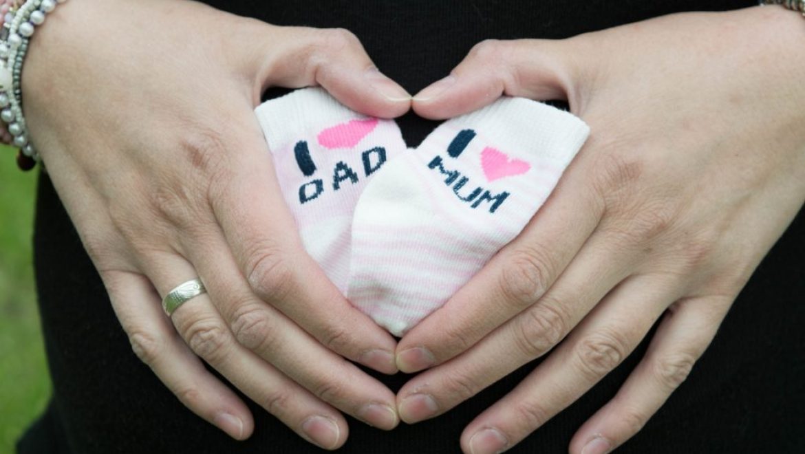 How Soon Can You Tell if You’re Pregnant? 24 Really Early Signs
