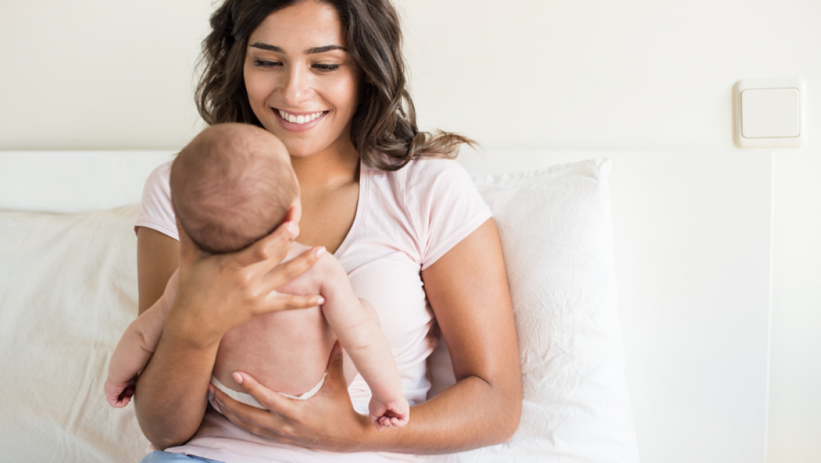 5 Essential Products to Deal with Postpartum Bleeding