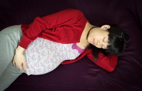 8 Easy Ways to Help You Sleep Better in Pregnancy