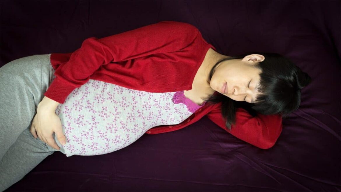 8 Easy Ways to Help You Sleep Better in Pregnancy